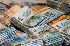 AUXÍLIO BRASIL: EMPRÉSTIMO CONSIGNADO ATINGE R$ 5 BILHÕES DE CRÉDITO EM OUTUBRO