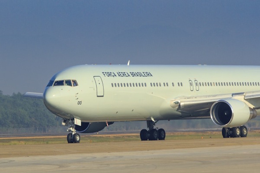BRASIL EM CRISE MAS NOVO AVIÃO DE MICHEL TEMER CUSTA MAIS CARO QUE O AEROLULA
