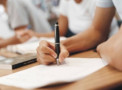 BOLSAS DE ESTUDO PODEM SER INTERROMPIDAS EM 2019, DIZ CAPES