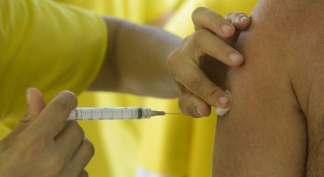 MENINGITE E HPV: VACINA SERÁ OFERTADA DURANTE ESTE MÊS DE SETEMBRO