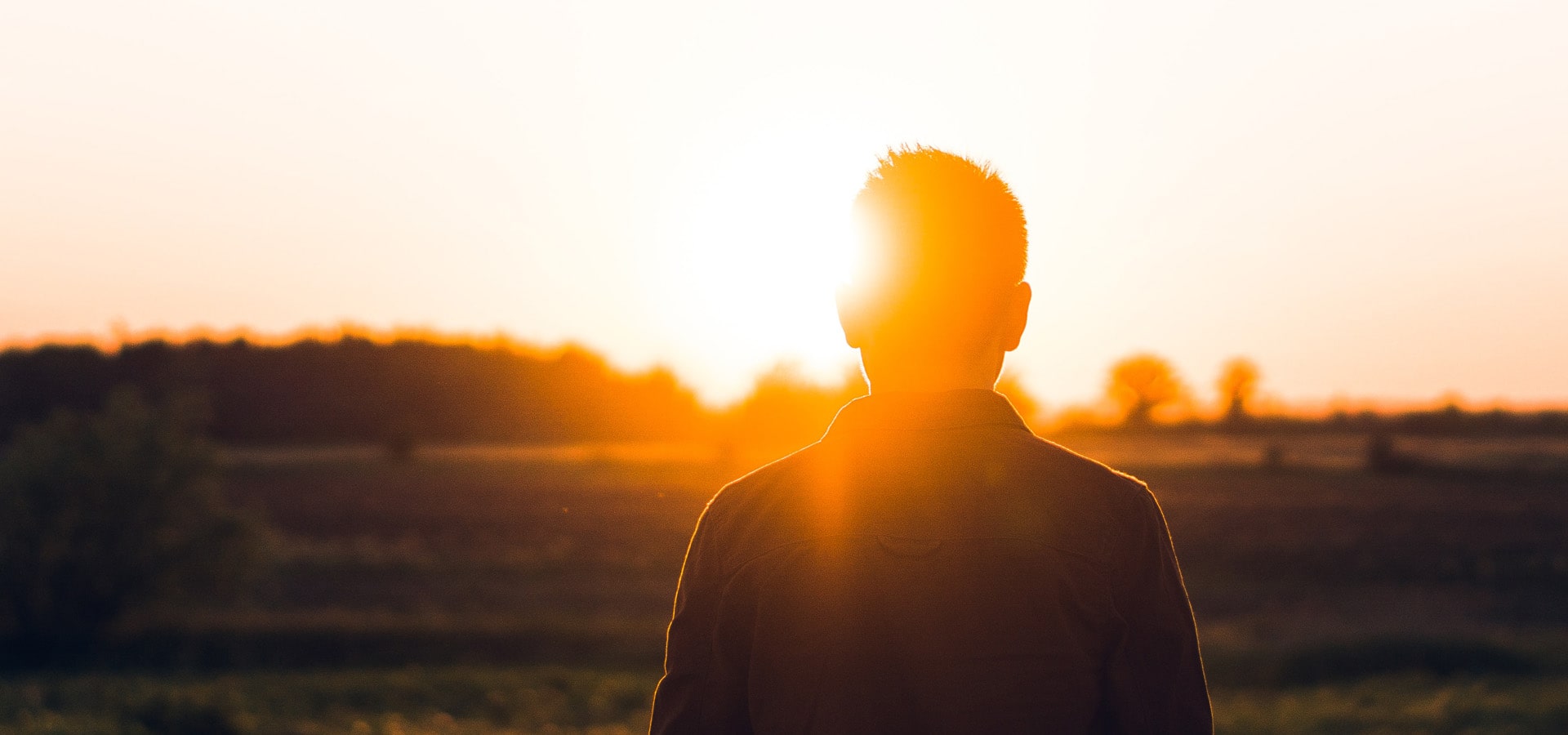 MENSAGEM DE REFLEXÃO: EU EM CRISTO, ESTA É A REALIZAÇÃO DA VITÓRIA DE JESUS EM MIM, OU SEJA, SOBRE TODOS OS PODERES DAS TREVAS AO MEU REDOR