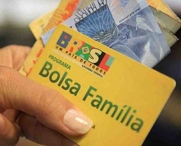 BOLSA FAMÍLIA: GOVERNO AVALIA PROPOSTA DE AUMENTAR O VALOR MÉDIO PARA R$ 280