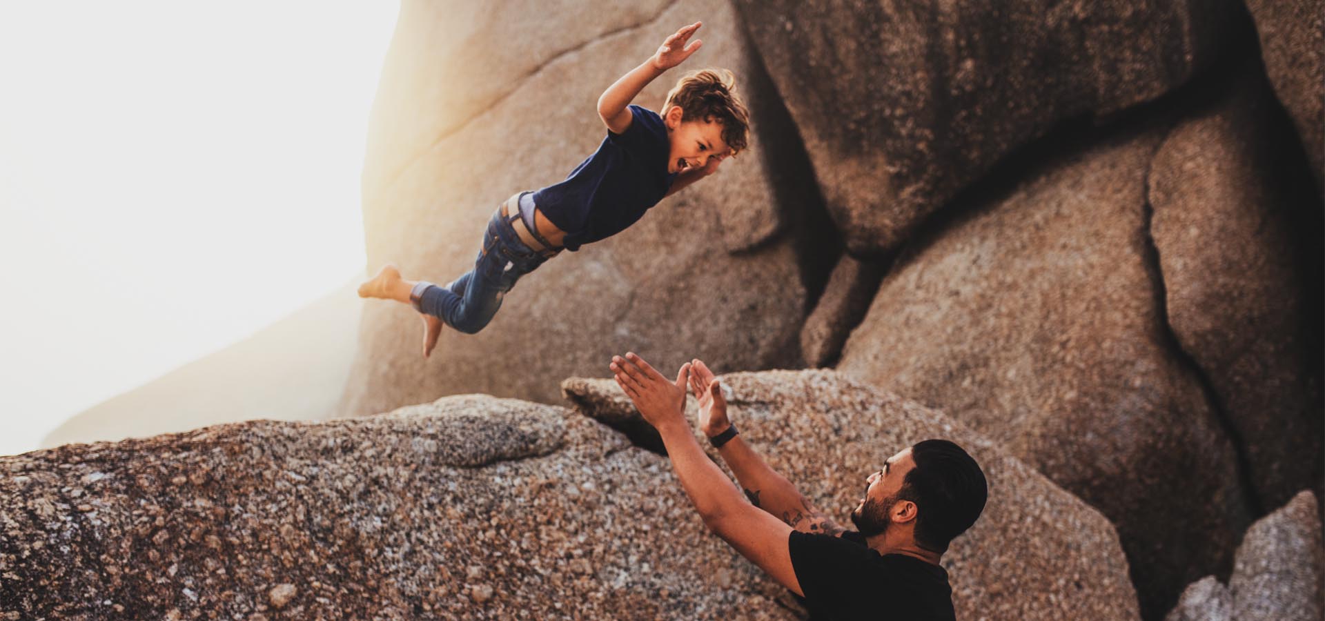 MENSAGEM DE REFLEXÃO: “AGRADA-TE DO SENHOR, E ELE SATISFARÁ AOS DESEJOS DO TEU CORAÇÃO. ENTREGA O TEU CAMINHO AO SENHOR, CONFIA NELE, E O MAIS ELE FARÁ”.