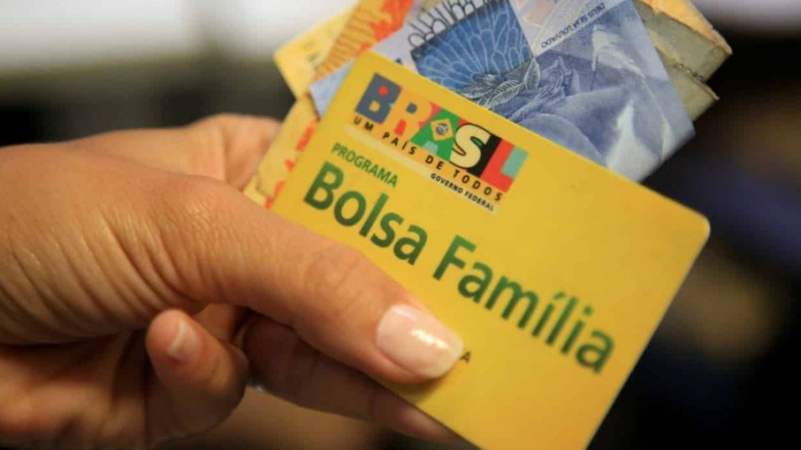BOLSA FAMÍLIA: MAIS DE 5 MILHÕES PODEM TER BENEFÍCIO REDUZIDO COM AUXÍLIO BRASIL