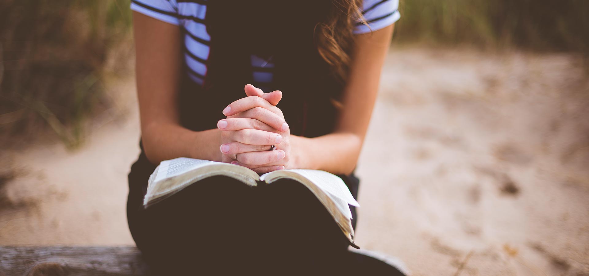 MENSAGEM DE REFLEXÃO: AS PROMESSAS DA BÍBLIA SÃO GARANTIDAS E CERTAS NO PRECIOSO NOME DE JESUS