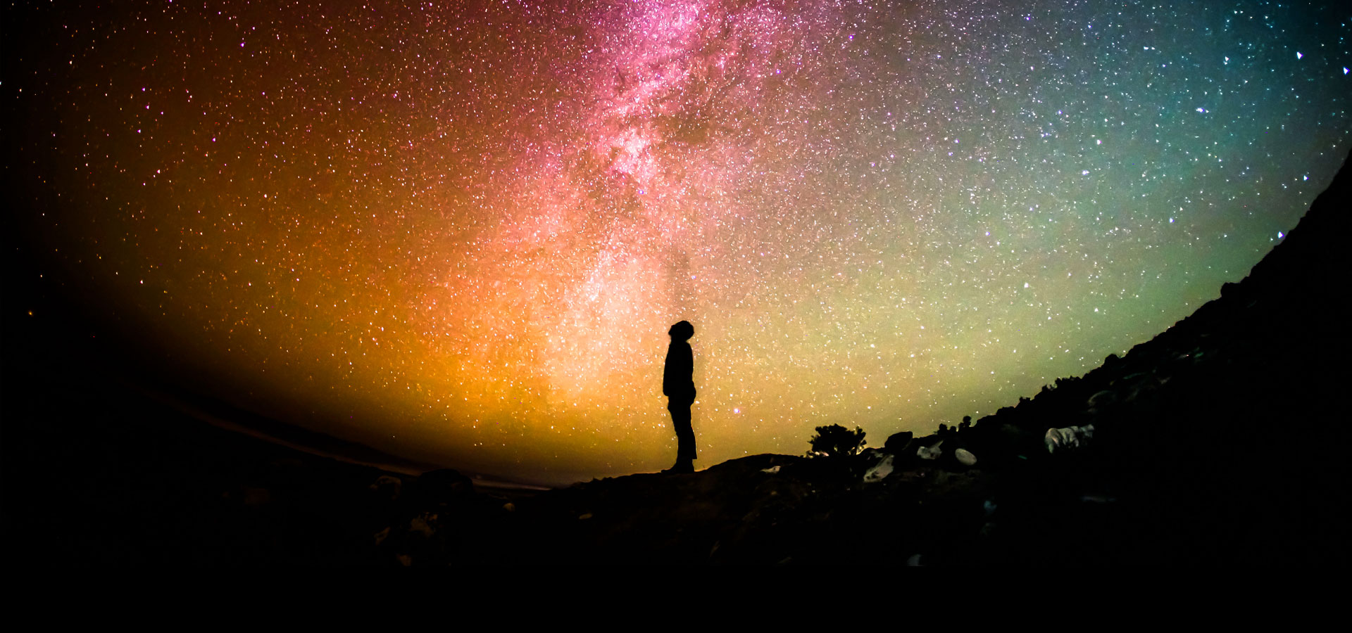 MENSAGEM DE REFLEXÃO: MESMO QUE A MANHÃ DA VINDA DO SENHOR SE APROXIME, COM TODA A SUA LUZ E CLAREZA, A ESCURIDÃO DOS TEMPOS FINAIS, DO REINADO DO ANTICRISTO, IGUALMENTE SE APROXIMA