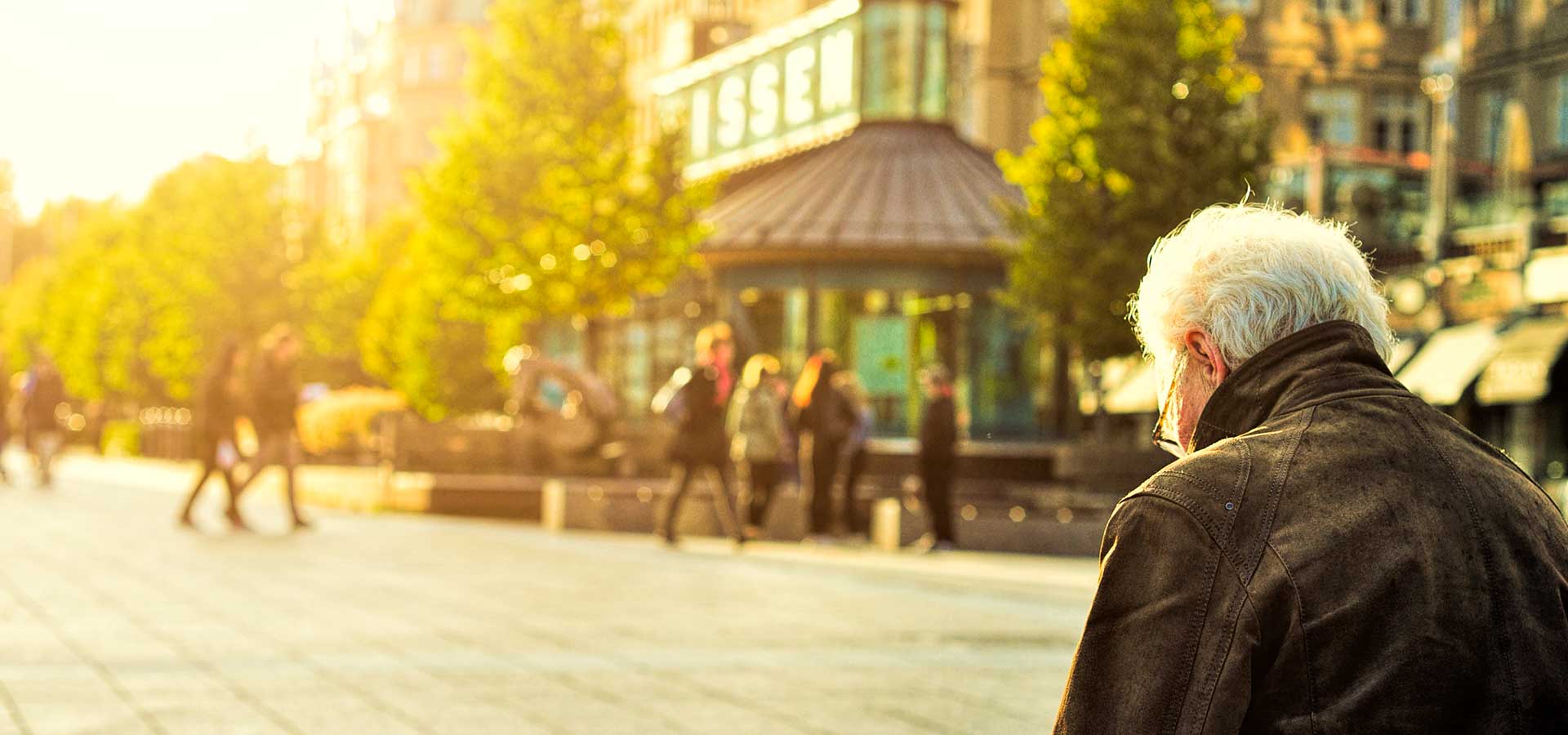 MENSAGEM DE REFLEXÃO: QUANTO MAIS PERSEVERANTEMENTE ANDAMOS COM DEUS, MAIS O RECONHECEMOS E MAIS SOMOS CAPACITADOS A ANDAR COM ELE SEM VACILAR