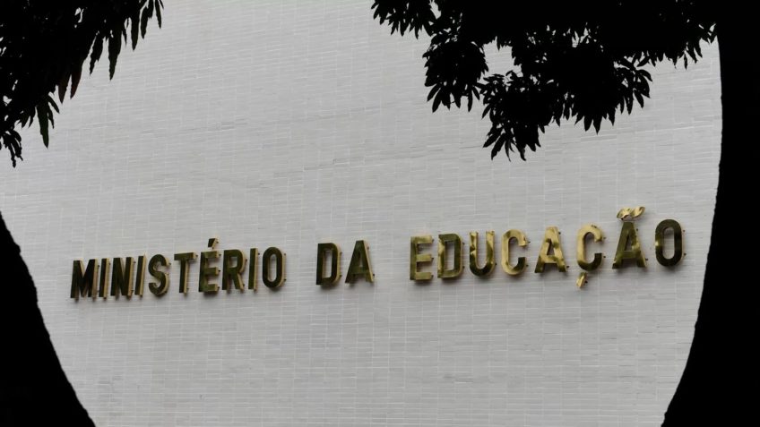 EAD: ASSOCIAÇÃO PEDE AO STF INCLUSÃO DE ALUNOS NO PÉ-DE-MEIA