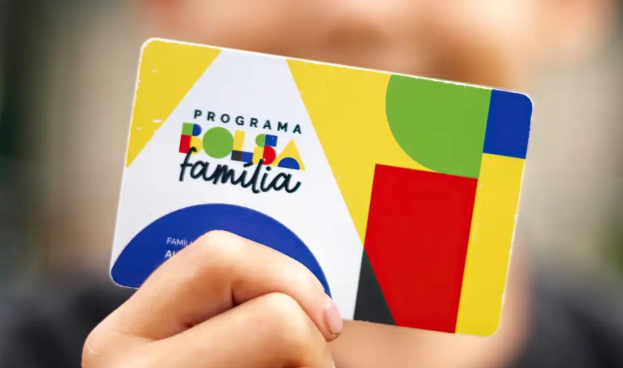 BOLSA FAMÍLIA: VALOR DO PROGRAMA SERÁ REAJUSTADO EM 2025?