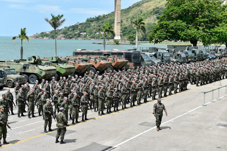 MILITARES: PROJETO DO GOVERNO FEDERAL ALTERA APOSENTADORIAS