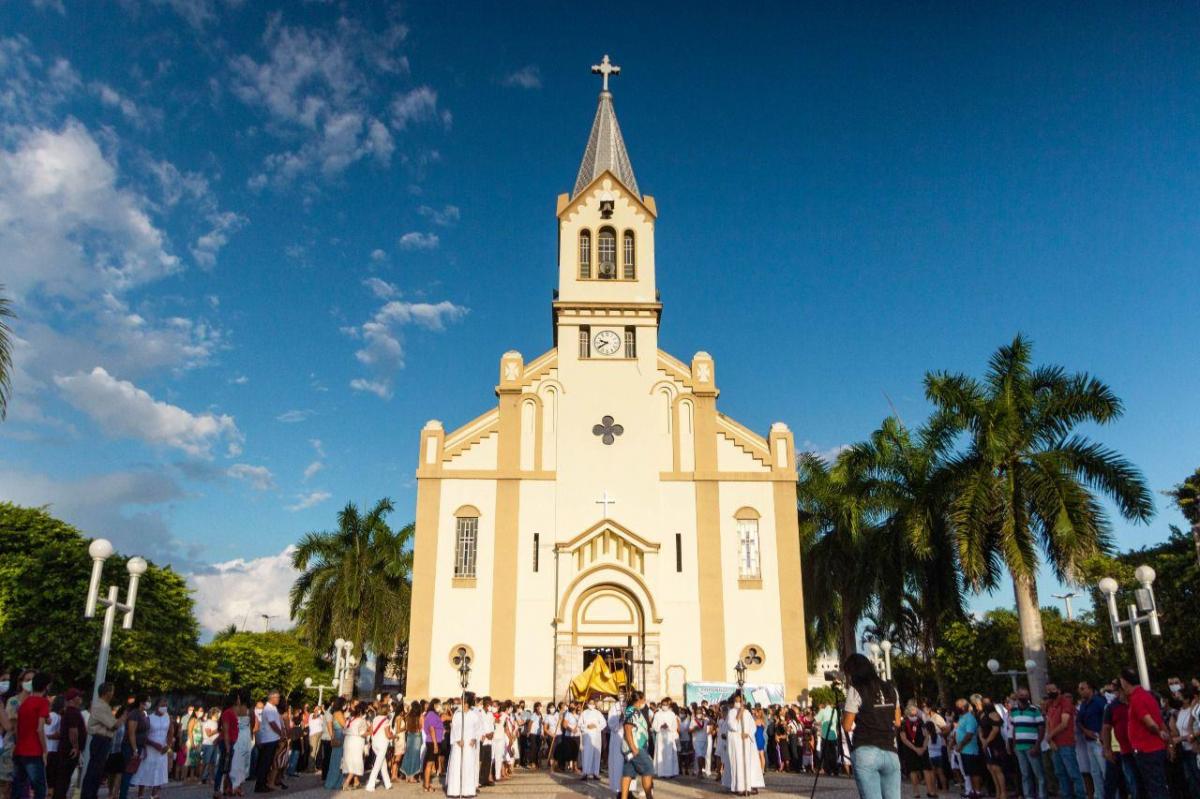 SIMÃO DIAS: PARÓQUIA DIVULGA PROGRAMAÇÃO PARA CORPUS CHRISTI