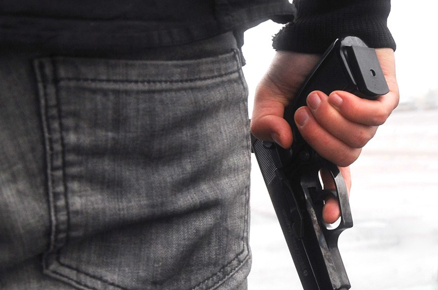 DEFENSORES PÚBLICOS PODERÃO TER PORTE DE ARMA 