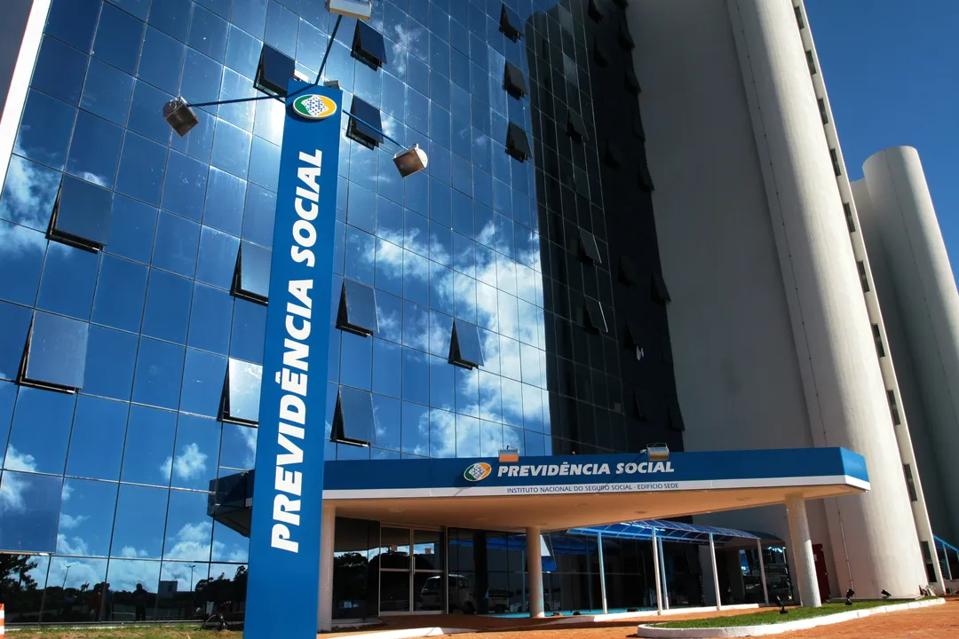 NOVA LEI GARANTE PENSÃO DO INSS PARA NETOS, SOBRINHOS E ENTEADOS