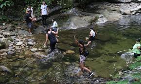 PROJETO TENTA IMPEDIR CRIAÇÃO DE TAXA PARA ACESSAR PRAIAS, RIOS, CACHOEIRAS, MONTANHAS E CAVERNAS