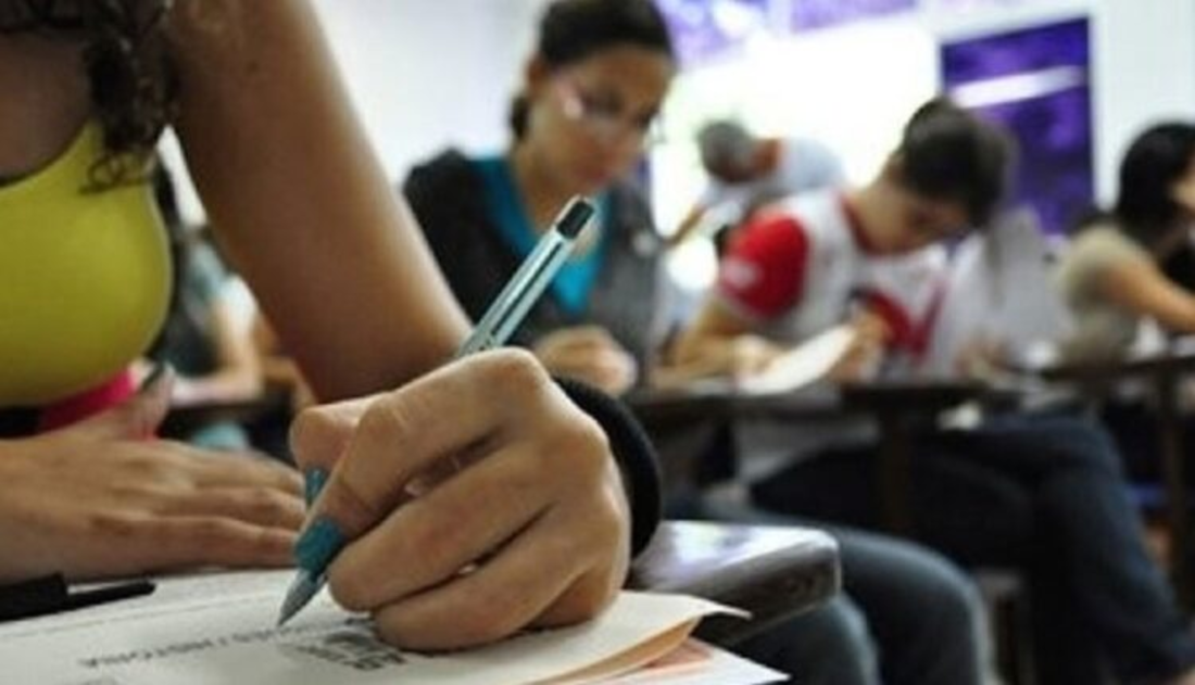 RECEITA FEDERAL E BANCO CENTRAL TERÃO CONCURSOS COM 316 VAGAS