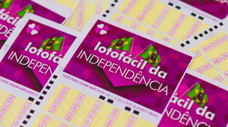 72 APOSTAS DIVIDEM BOLADA DE R$ 300 MILHÕES DA LOTOFÁCIL DA INDEPENDÊNCIA