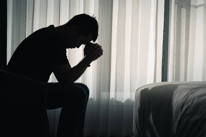 SE VOCÊ QUER CONTINUAR ARDENTE EM SEU AMOR A JESUS, ENTÃO RENUNCIE À SUA GLÓRIA PRÓPRIA! 